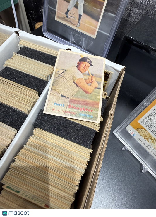 1957 Topps Hall of Fame Lot (16 Cards)