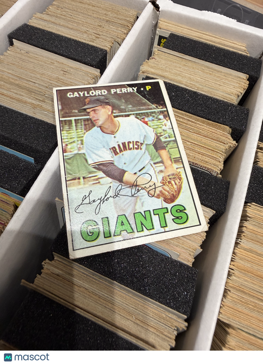 1967 Topps Hall of Fame Lot (28 Cards)